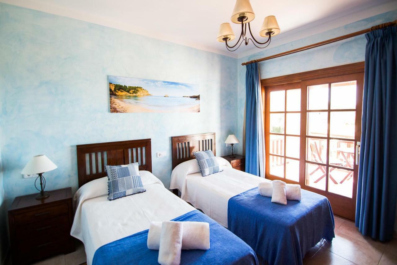 Villa Ca Na Vinya Кала Тарида Екстериор снимка