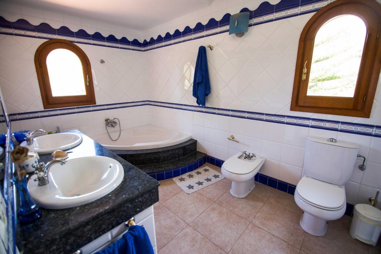 Villa Ca Na Vinya Кала Тарида Екстериор снимка